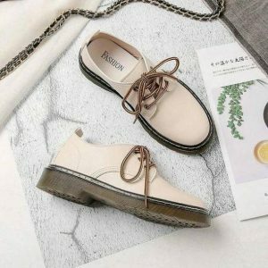 Chic Light Academia Shoes for Y2K Fashion & 90s Aesthetic Outfits