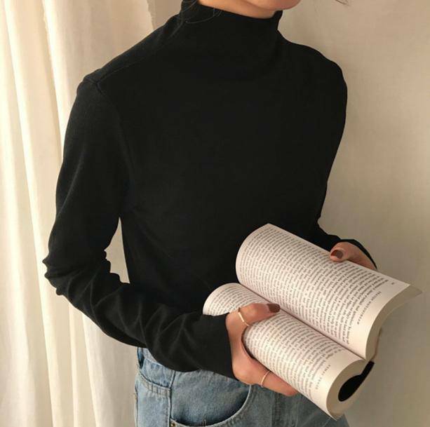 Chic Y2K Turtleneck: Perfect for 90s Fashion & Summer Outfits