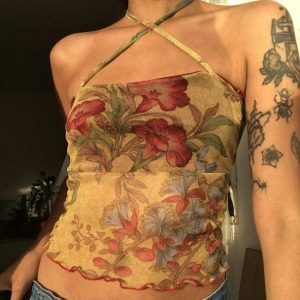 Floral Y2K Crop Top: Trendy Summer Outfit for a Chic Aesthetic