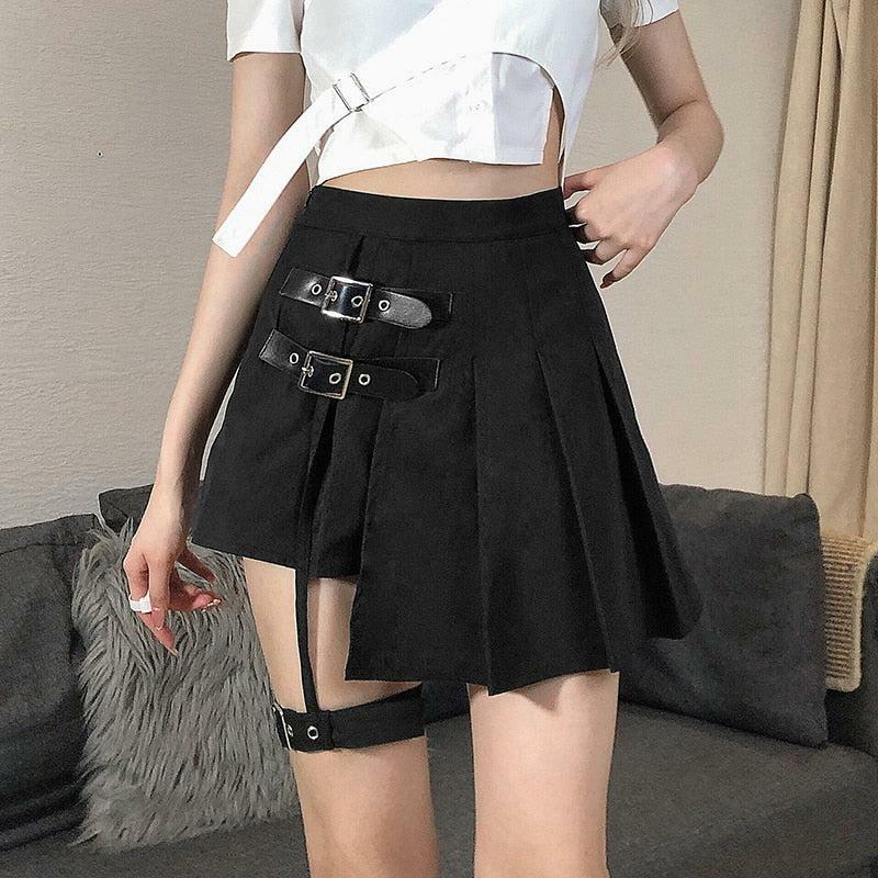 Gothic Belted Mini Skirt: Y2K Grunge Aesthetic for Trendy Outfits