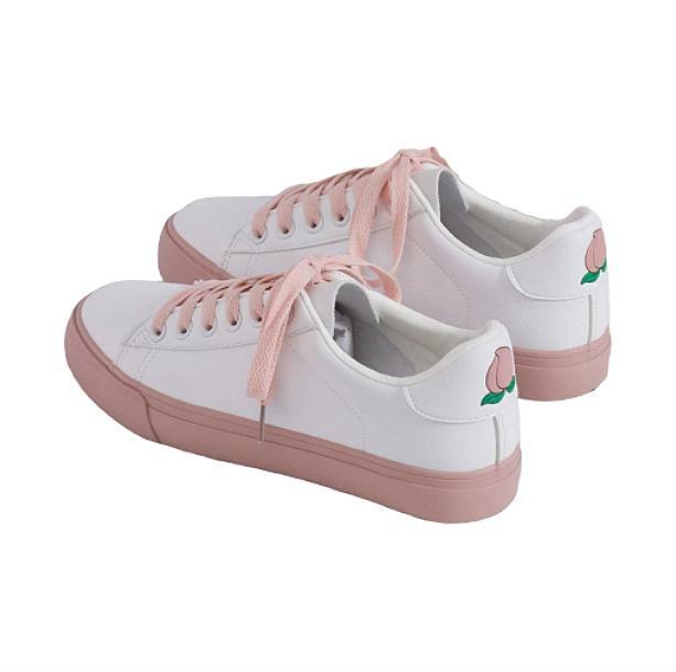 Just Peachy Y2K Sneakers: Trendy Summer Footwear for Aesthetic Outfits