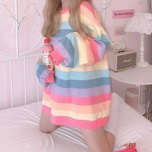 Pastel Rainbow Y2K Sweatshirt: Trendy 90s Fashion for Summer Vibes