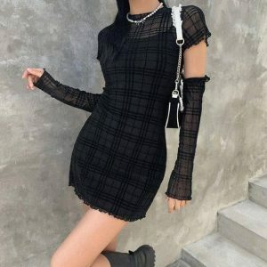 Trendy Black Plaid Mini Dress for Y2K Fashion & 90s Aesthetic Vibes