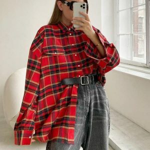 Trendy Oversized Plaid Shirt for Y2K Fashion & Grunge Aesthetic