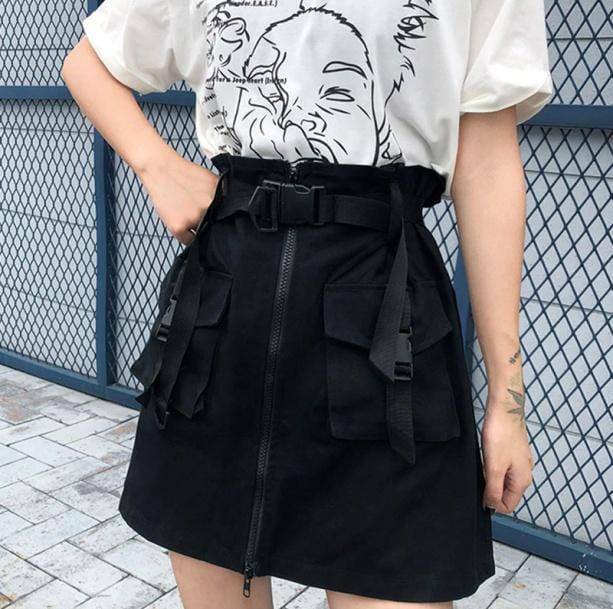 Trendy Y2K Black Cargo Skirt for Effortless Summer Outfits