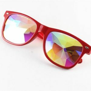 Vaporwave Glasses: Y2K Aesthetic Accessory for Retro Summer Outfits