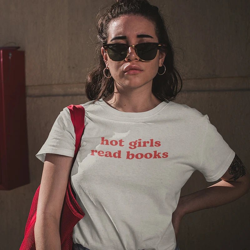 Y2K Aesthetic Hot Girls Read Books Tee - Trendy Summer Outfit