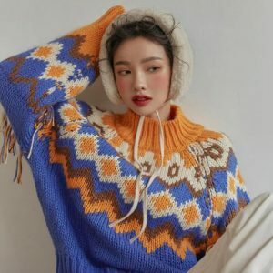 Y2K Aesthetic Retro Pattern Knitted Christmas Sweater for Festive Style