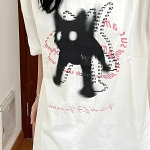 Y2K Aesthetic Shaking Cat Tee - Trendy Grunge Style for Summer Outfits