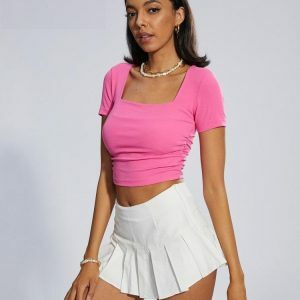 Y2K Barbie Crop Top: Trendy 2000s Fashion for Stylish Summer Outfits