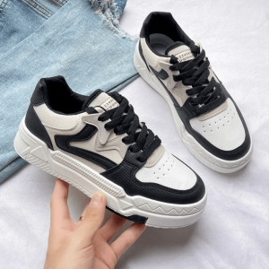 Y2K Black & White Aesthetic Sneakers for Trendy Summer Outfits