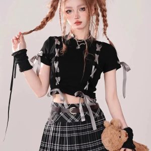 Y2K Dark Coquette Crop Top: Trendy Grunge Aesthetic for Summer Outfits