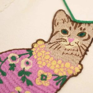 Y2K Fashion Cat Embroidered Sweater - Cute Grunge Aesthetic Top