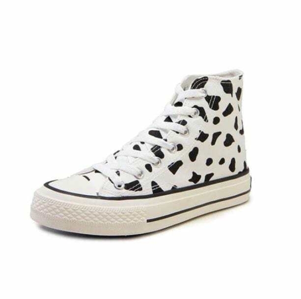 Y2K Fashion Cow's Milk Sneakers: Trendy Grunge Style for Summer Outfits