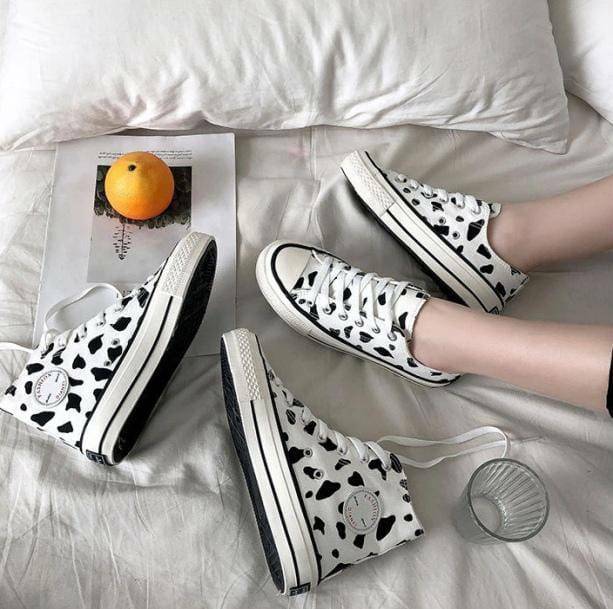 Y2K Fashion Cow's Milk Sneakers: Trendy Grunge Style for Summer Outfits