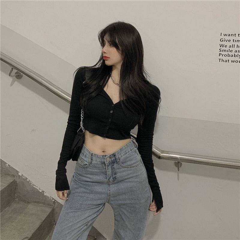 Y2K Fashion Extra Long Sleeve Buttoned Crop Top for Trendy Outfits