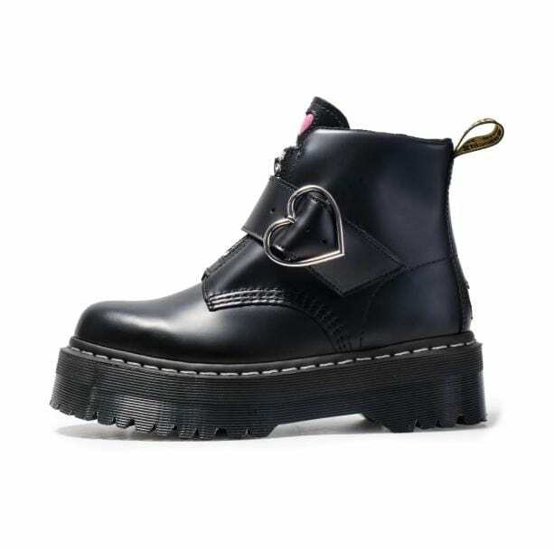 Y2K Fashion Heart Buckle Boots: Trendy Grunge Style for Every Outfit