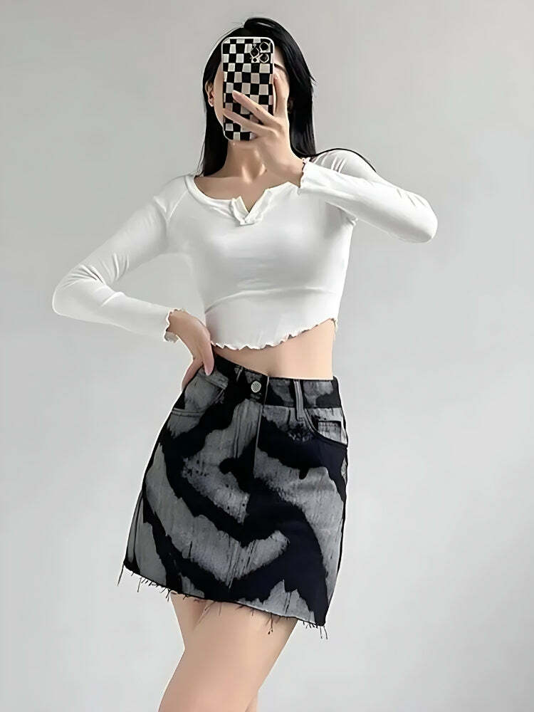 Y2K Fashion Spray Paint Distressed Mini Skirt for Trendy Summer Outfits