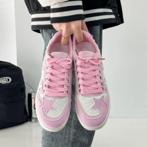 Y2K Fashion Star Skater Girl Sneakers for Trendy Summer Outfits