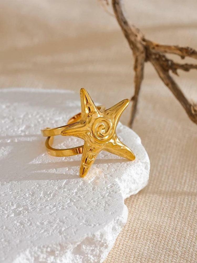 Y2K Gold Starfish Ring: Trendy Coastal Aesthetic Jewelry for Summer