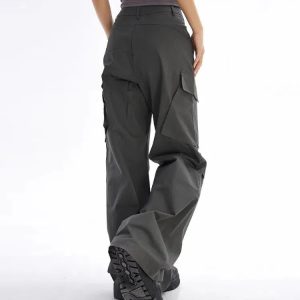 Y2K Grunge Aesthetic Cargo Pants for Trendy Summer Outfits