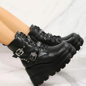 Y2K Grunge Belted Platform Boots for Trendy Summer Outfits