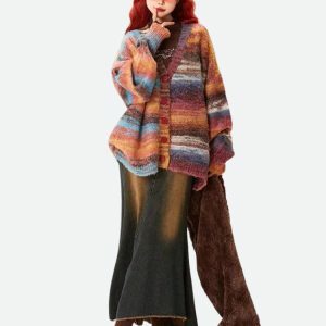 Y2K Grunge Cardigan: Cozy Layer for 90s Aesthetic Summer Outfits