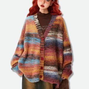 Y2K Grunge Cardigan: Cozy Layer for 90s Aesthetic Summer Outfits