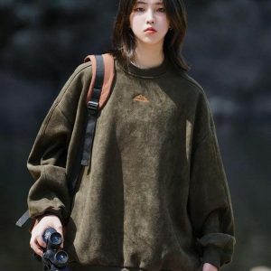 Y2K Grunge Mountain Climber Sweatshirt for Trendy Summer Outfits