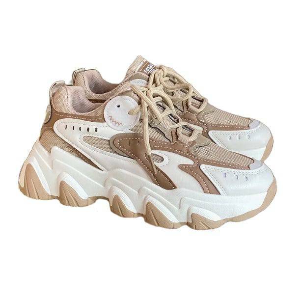 Y2K-Inspired 90s Khaki Sneakers for Trendy Summer Outfits