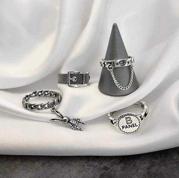 Y2K-Inspired Lucky Rabbit Rings: Trendy Accessories for Your Aesthetic