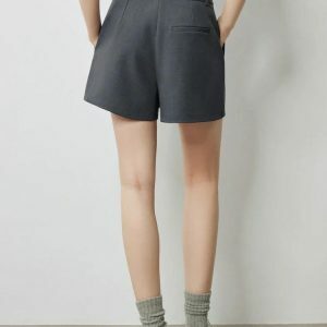 Y2K Mini Skort: Trendy Summer Outfit for a Chic Coquette Aesthetic