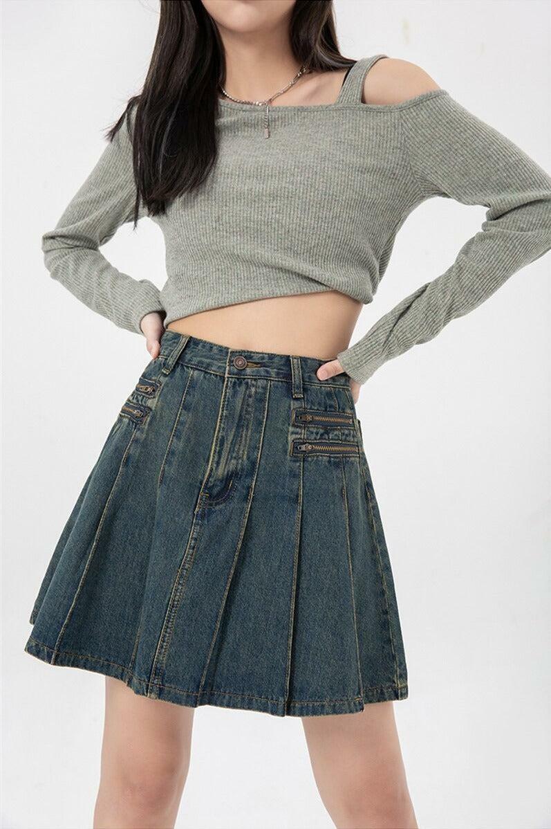 Y2K Pleated Denim Mini Skirt for Trendy Summer Outfits & Aesthetic Looks