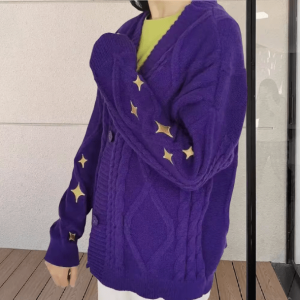 Y2K Star Sweater: Trendy Grunge Style for Your Y2K Aesthetic Wardrobe